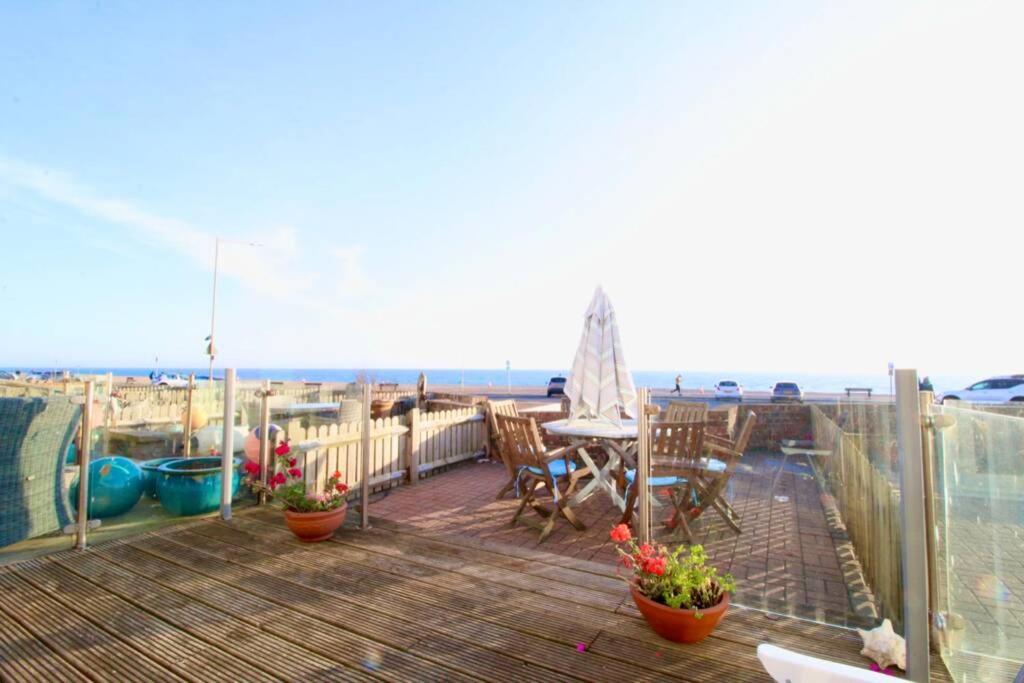 Serenity "Your Calm Seafront Retreat" By Air Premier Seaford Esterno foto